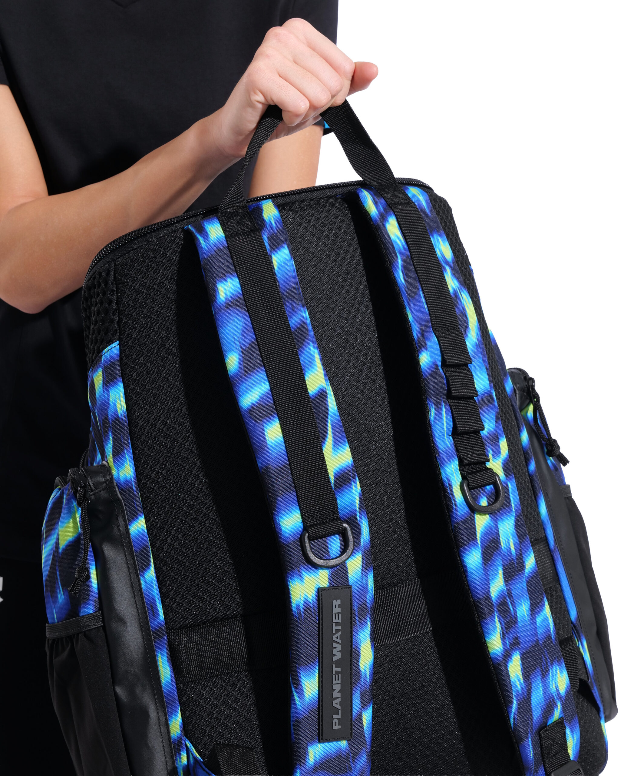 ARENA ONE GO BACKPACK 45L STAMPATO - AQUA GLEAM - NOVITA' - EDIZIONE LIMITATA - PROMOZIONE 15% RISPARMI € 12,00 - immagine 3